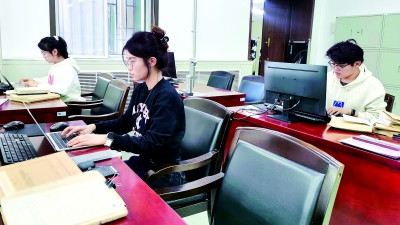 从“多地跑”到“掌上查”——“十四五”期间档案信息化建设持续推进更好服务为民